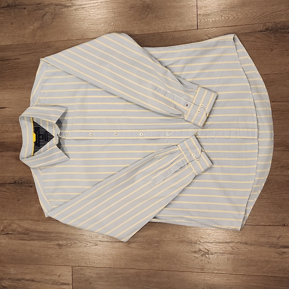 Tommy Hilfiger Button Down Shirt